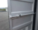 15 Fuß Container mit Elektroinstallation, Lüftungsgittern und Schlüsselschloss – Bild 8