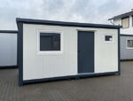 Container 5x2,40m + Sanitär