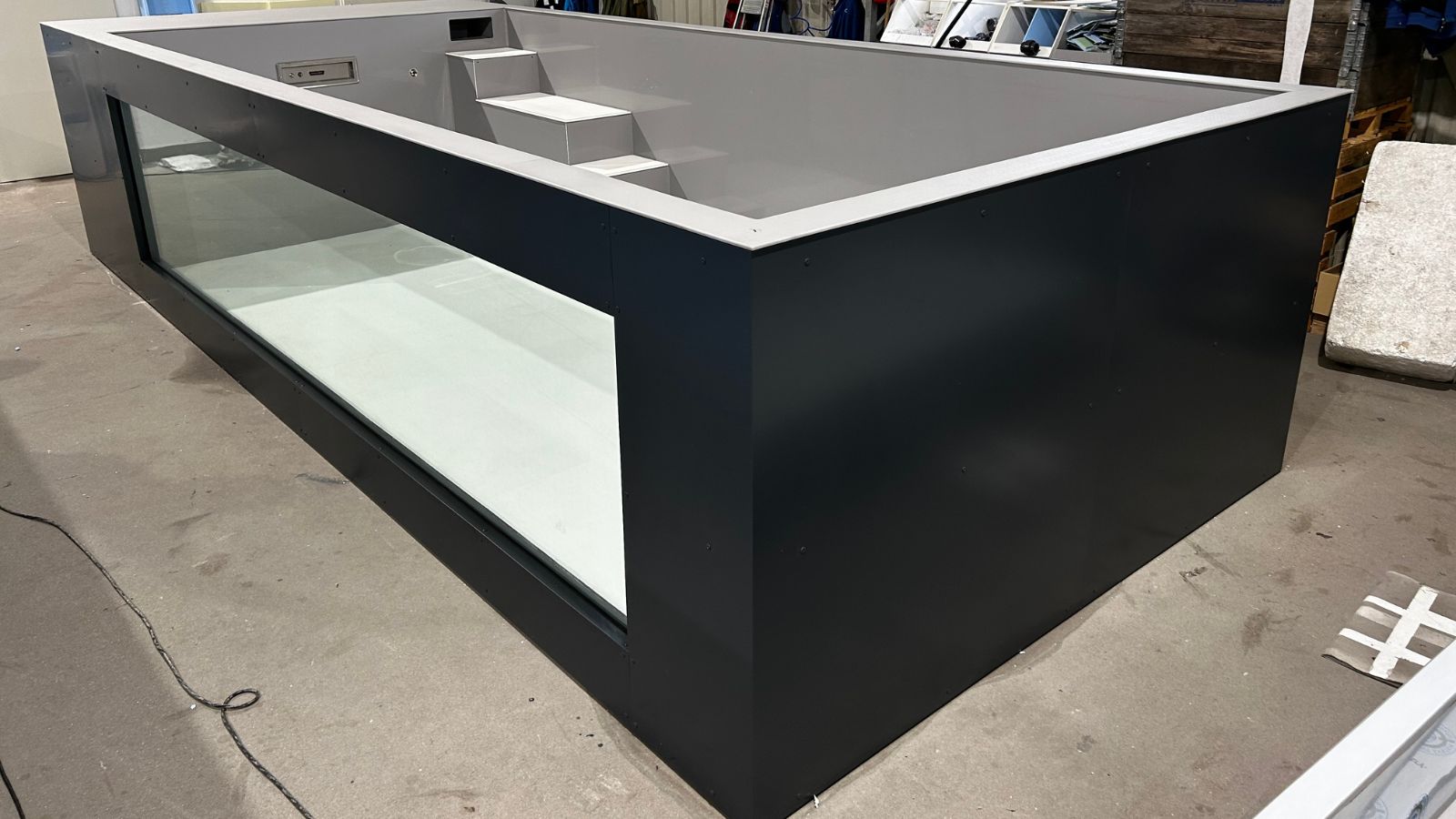 xr 6,5 m x 2,5 m großer Polypropylen-Pool mit 4 m Poolfenster – Bild 1