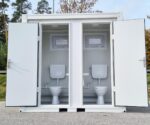 Sanitärcontainer SCD RAL 9002 Grauweiß | H 2335 x B 2400 x T 1200 mm | 2 Türen | 2x WC – Bild 4