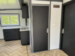 Mobiler Container - Tiny House mit zwei Schlafzimmern und Küche, Modell 2024 – Bild 9