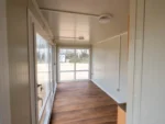 Ausgebauter, verglaster 20-Fuß-Container – Ausstellungsbereit – Bild 7